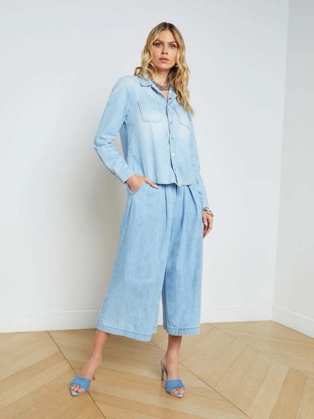 L'AGENCE 2 piece set - Elowyn palazzo denim Pants and Isla button shirt